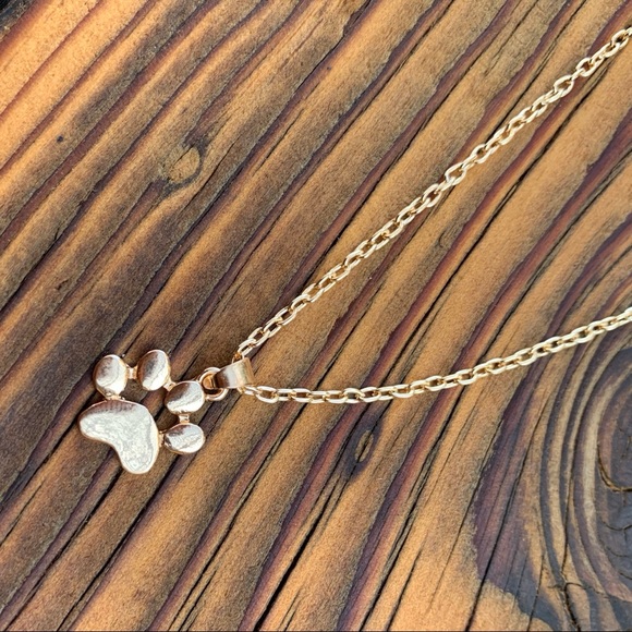PAW ♡ Gold Necklace - Picture 5 of 5